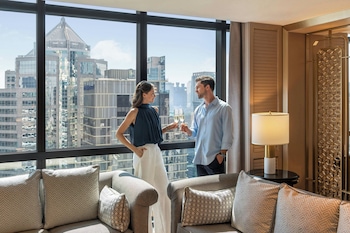 Outdoor pool, free cabanas, pool umbrellas