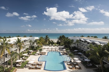Outdoor pool, pool cabanas (surcharge), pool umbrellas