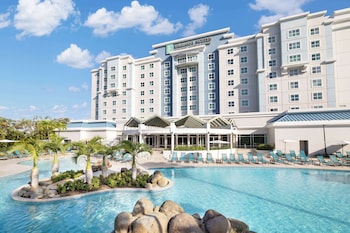 Outdoor pool, pool umbrellas, sun loungers