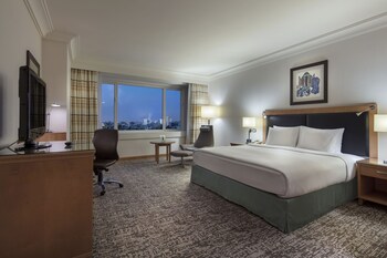 Véranda. Adana Hilton SA