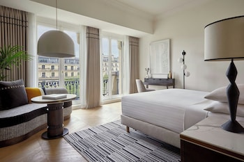 Premium bedding, down duvets, pillow-top beds, minibar