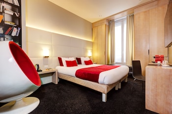 Daily buffet breakfast (EUR 14 per person)