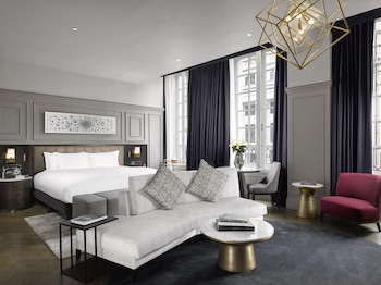 Suite Signature