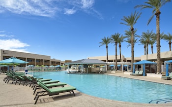 Poolside bar