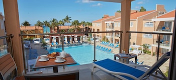 3 outdoor pools, pool umbrellas, sun loungers
