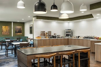 Dagelijks continentaal ontbijt inbegrepen