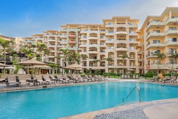 2 outdoor pools, pool umbrellas, sun loungers