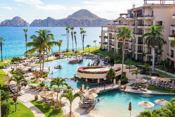 2 outdoor pools, pool umbrellas, sun loungers