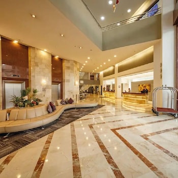 Bar-salon dans le hall