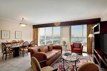 Frokost, lunsj og middag serveres, internasjonale retter 