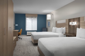 Suite, Multiple Beds | Desk, blackout drapes, iron/ironing board, free cribs/infant beds