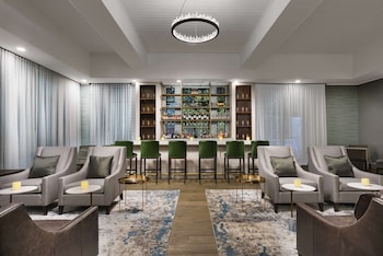 Desayuno buffet (USD 16.95 por persona) 