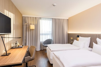 Der serveres frokost, aftensmad og brunch