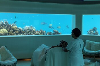 Two Bedroom Ocean Pavilion With Outdoor Pool | Literie de qualité, minibar, coffre-fort, décor unique