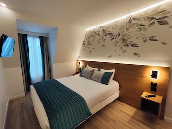 Desayuno buffet diario (EUR 16 por persona)