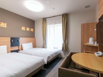 Standard Twin Room, 2 Twin Beds, Non Smoking (with 1 Extra bed) | Desk, blackout drapes, iron/ironing board, free WiFi