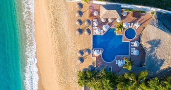 2 outdoor pools, pool umbrellas, sun loungers