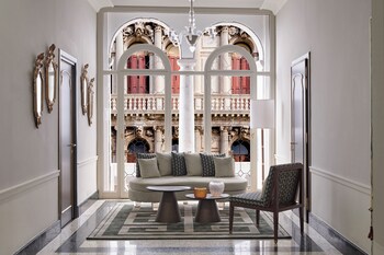 Télévision à écran plat, Netflix, services de streaming