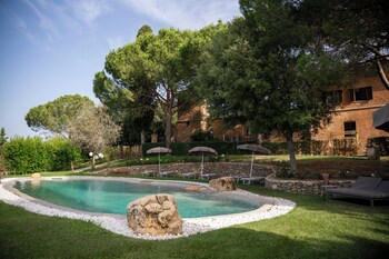 Outdoor pool, a rooftop pool, sun loungers