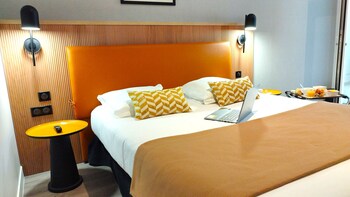 ด้านหน้าที่พัก