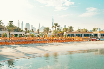 3 outdoor pools, open 7:00 AM to 7:00 PM, free pool cabanas