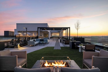 2 bares o lounges, lounge en el lobby, bar en la azotea