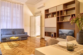 Classic Apartment ( Via Cosimo del Fante 8) | 1 bedroom, iron/ironing board, free WiFi, bed sheets