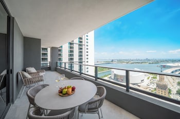 Outdoor pool, open 7:00 AM to 6:00 PM, sun loungers