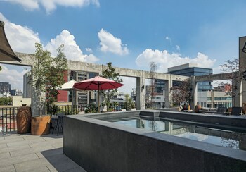 1 bedroom, hypo-allergenic bedding, down comforters, in-room safe