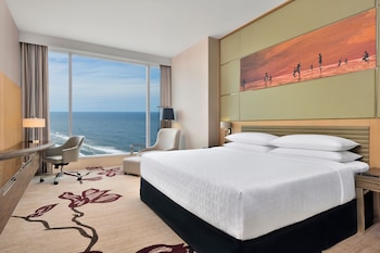 Presidential Suite, 1 King Bed, Non Smoking | Living area