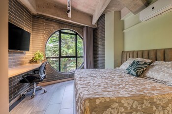 Apartment, City View | Private kitchen