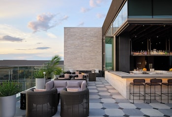 Bar (in der Unterkunft)