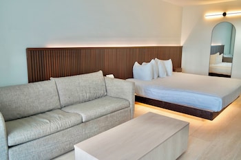 Classic Studio Suite, Ocean View (Newly Renovated) | Terrace/patio