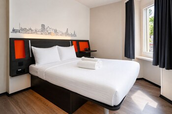 City Room, 1 Double Bed, Non Smoking | Room amenity