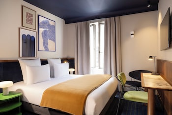 Daily buffet breakfast (EUR 20 per person)