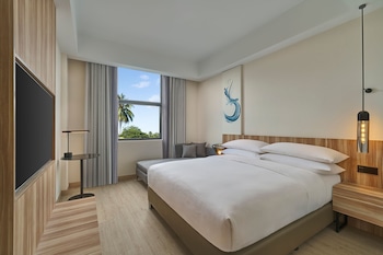 Premium Room, 3 Twin Beds | Iron/ironing board, free WiFi, bed sheets