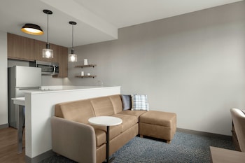 1 bedroom, in-room safe, desk, laptop workspace