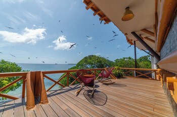 Superior Double Room, 1 Queen Bed, Sea View | 1 bedroom, premium bedding, minibar, in-room safe