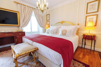 Chambre supérieure, patio, vue sur la cour intérieure | Literie de qualité, minibar, coffre-fort, décor unique