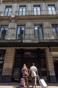 Facciata della struttura