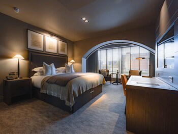 Junior Suite with View | ウォーター ビュー