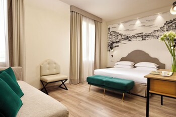 Junior Suite with Terrace | 1 dormitorio, ropa de cama de alta calidad, edredones de plumas
