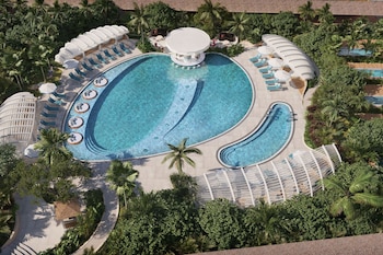 2 piscines extérieures, cabanas (supplément), parasols