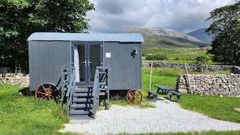 Studio, Plusieurs lits, non-fumeur, vue sur la colline | AccĂšs au Wi-Fi (inclus), literie fournie