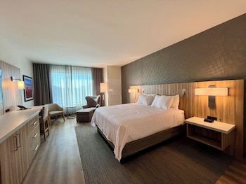 Standard Double Room, 2 Queen Beds, Transfer Shower | 1 bedroom, desk, laptop workspace, free WiFi