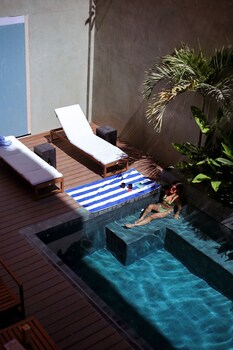 Piscina a l'aire lliure