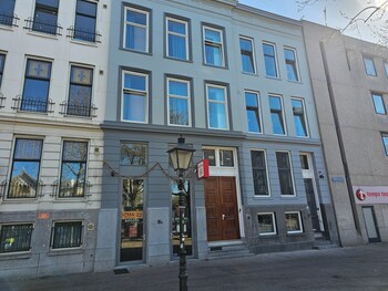 Pod in mixed dorm | Free WiFi, bed sheets