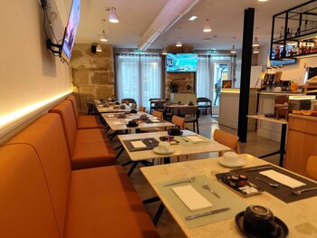 Frühstücksbuffet am Wochenende (20 EUR pro Person)
