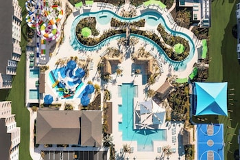 Outdoor pool, cabanas (surcharge), pool umbrellas