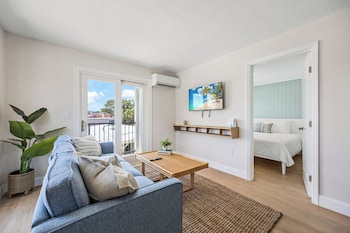 Elite Apartment | Living area